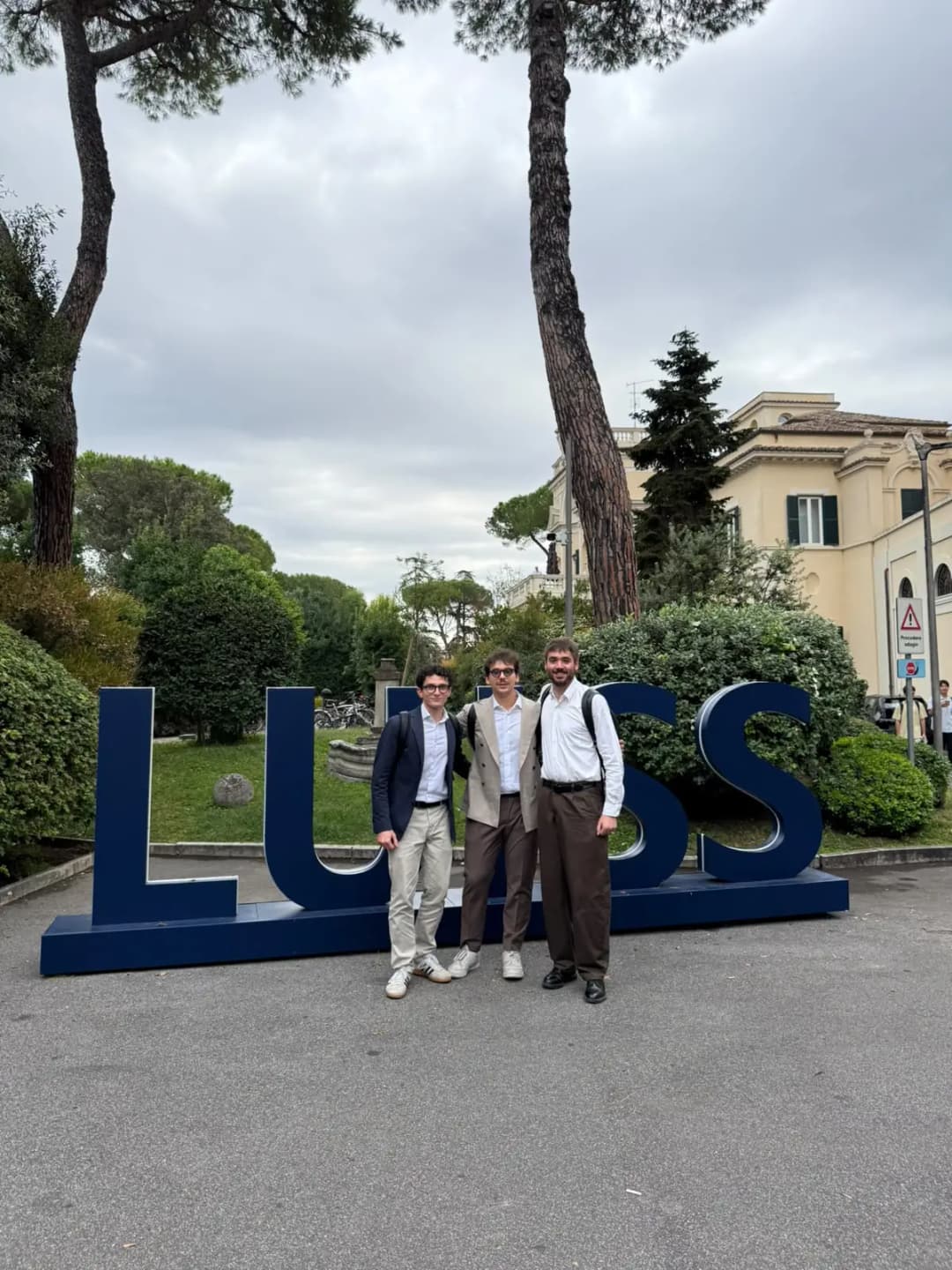 I co-founder di AitomotiveLab raccontano in aula il percorso dalla validazione dell'idea alla startup.